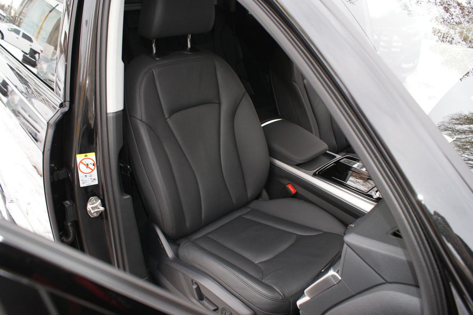 Продам Audi Q7 2022 года в Одессе