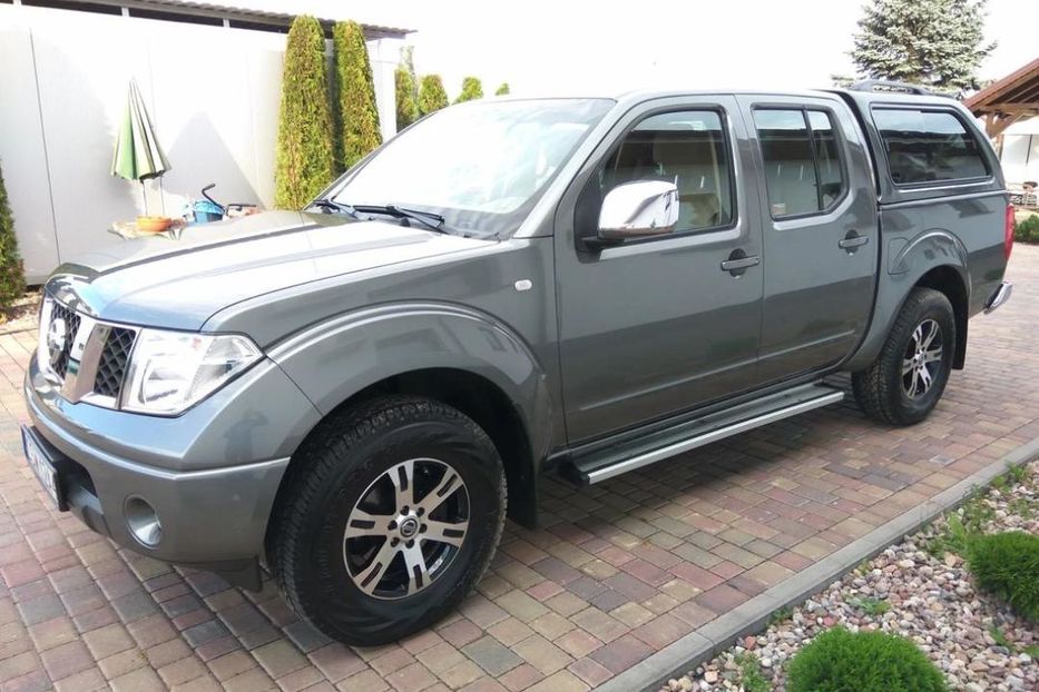 Продам Nissan Navara 4Х4 2007 года в Запорожье