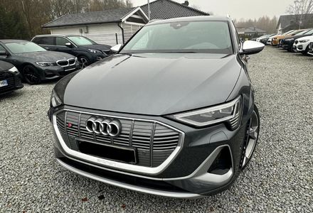 Продам Audi E-Tron 95kWt 2021 года в Киеве