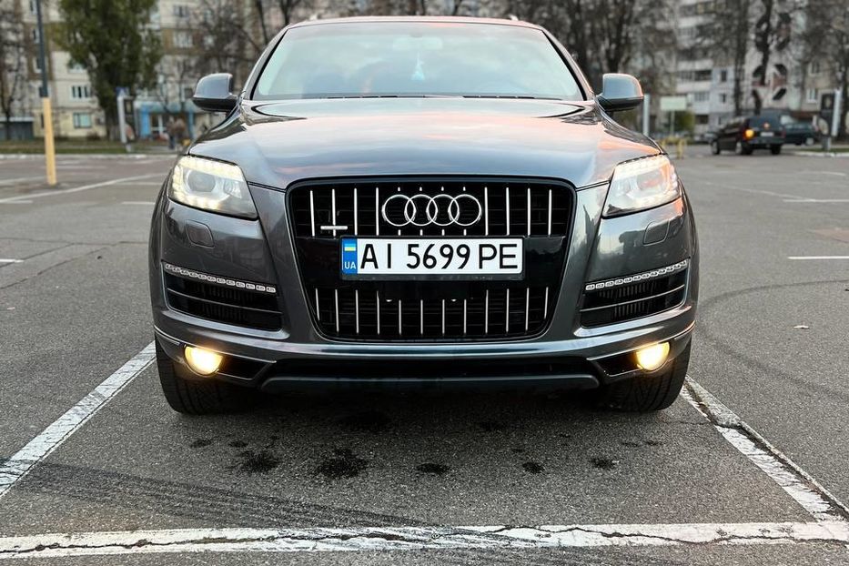 Продам Audi Q7 2014 года в Киеве