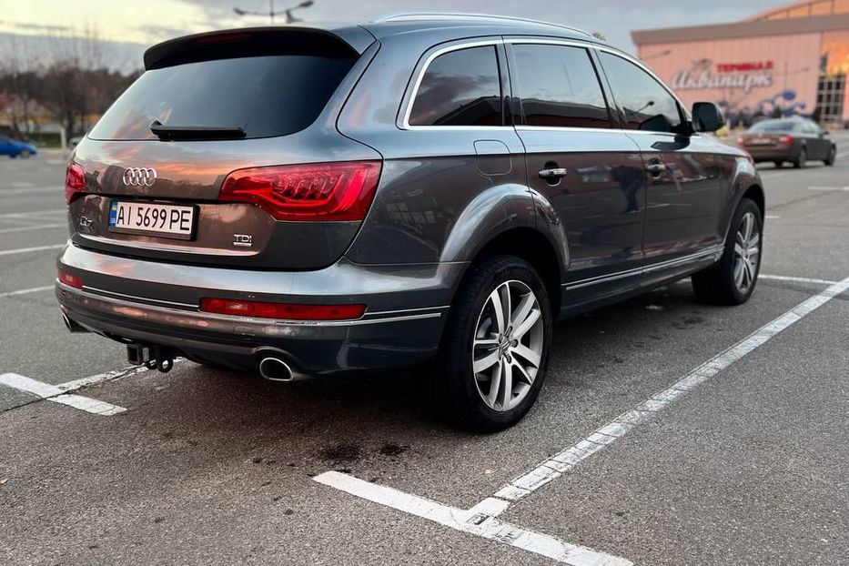 Продам Audi Q7 2014 года в Киеве