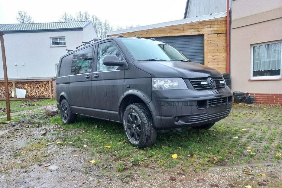 Продам Volkswagen T5 (Transporter) пасс. 2004 года в г. Рава-Русская, Львовская область