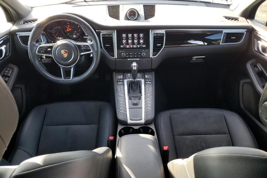 Продам Porsche Macan 2018 года в Киеве