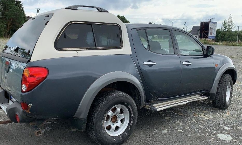 Продам Mitsubishi L 200 2008 года в Киеве