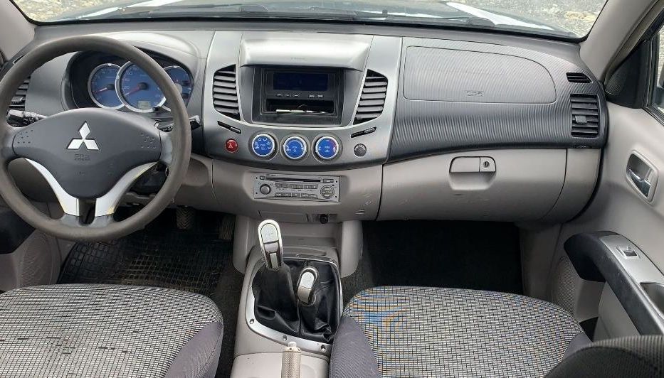 Продам Mitsubishi L 200 2008 года в Киеве