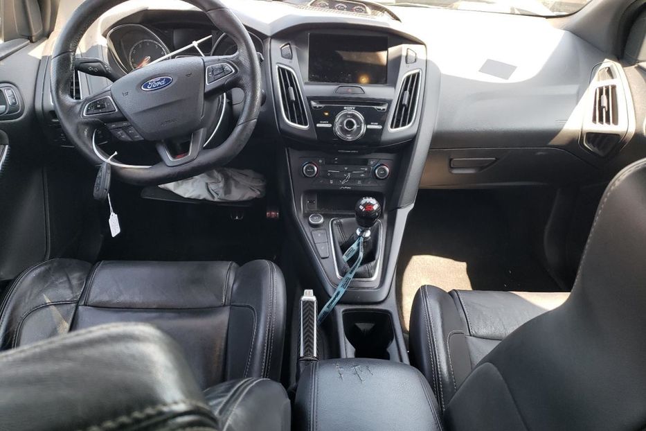 Продам Ford Focus ST 2015 года в Киеве
