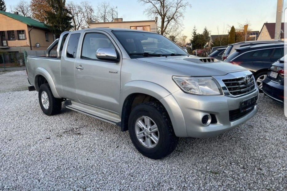 Продам Toyota Hilux 2.5d 2013 года в г. Покровск, Донецкая область