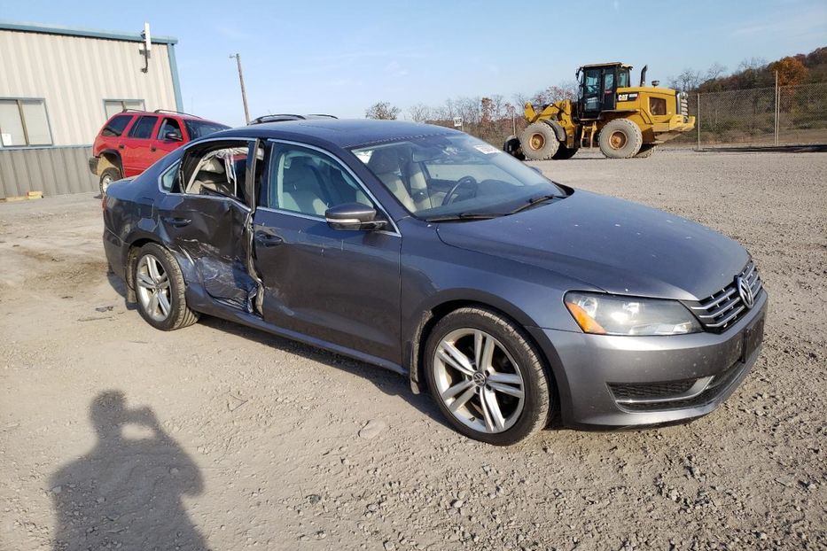 Продам Volkswagen Passat B7 2014 года в Луцке