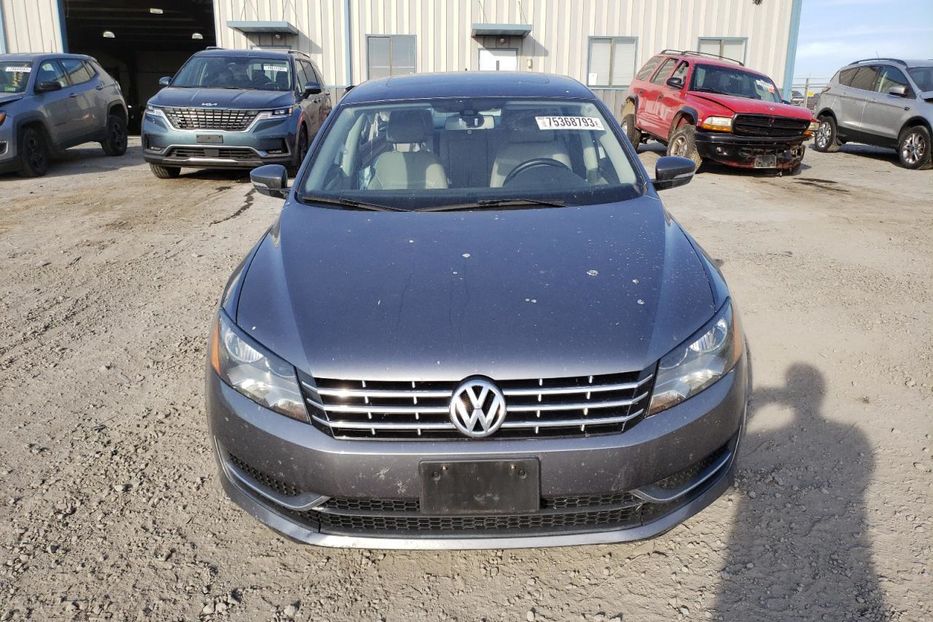 Продам Volkswagen Passat B7 2014 года в Луцке