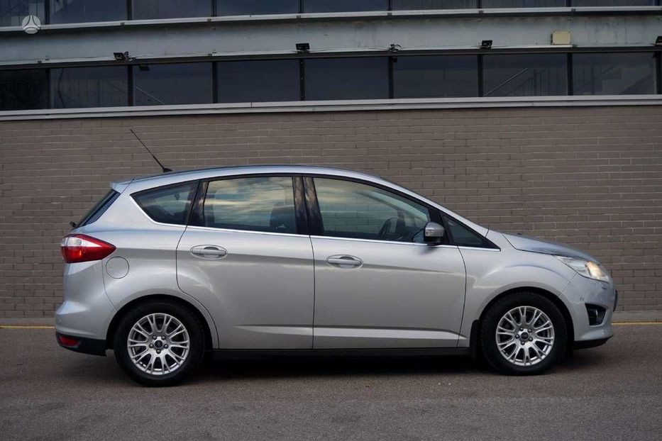 Продам Ford C-Max 2013 года в Луцке