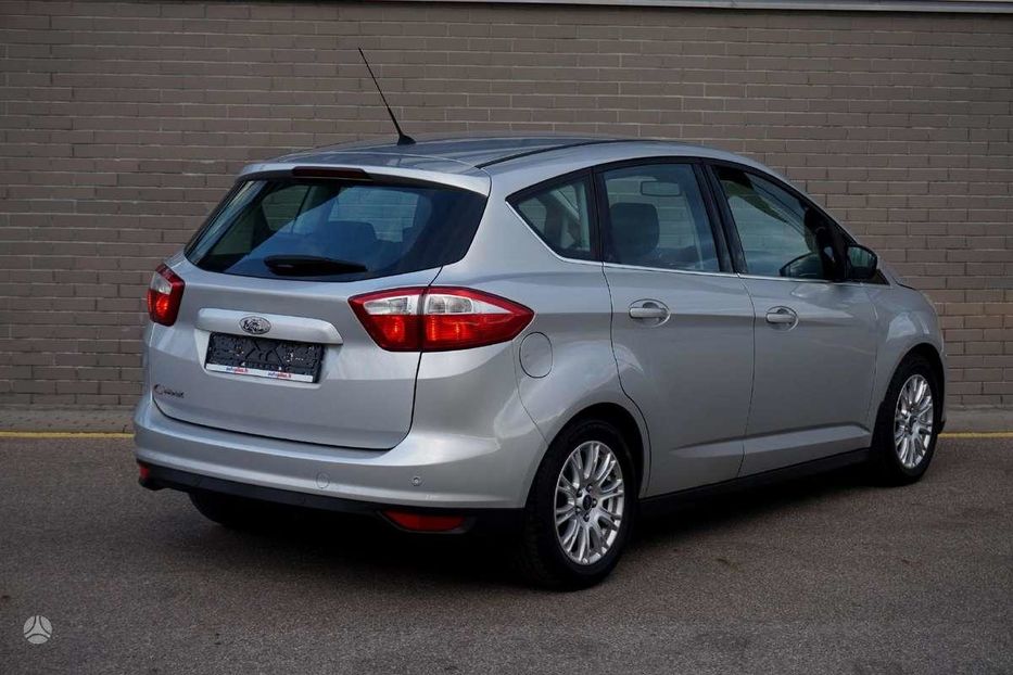 Продам Ford C-Max 2013 года в Луцке