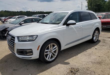 Продам Audi Q7 2018 года в Луцке