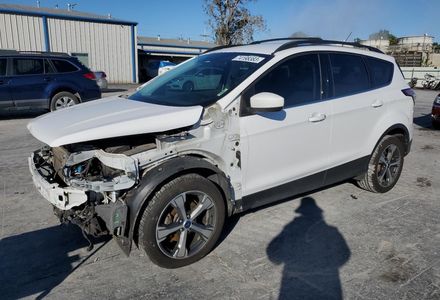 Продам Ford Escape 2017 года в Луцке