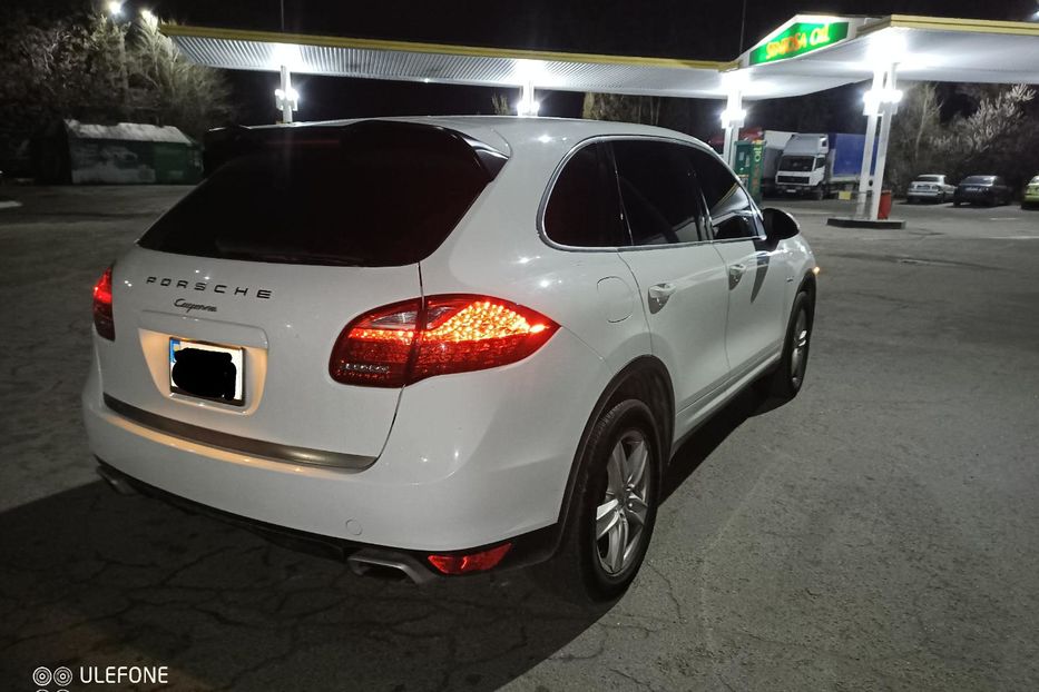 Продам Porsche Cayenne Платинум 2013 года в Днепре