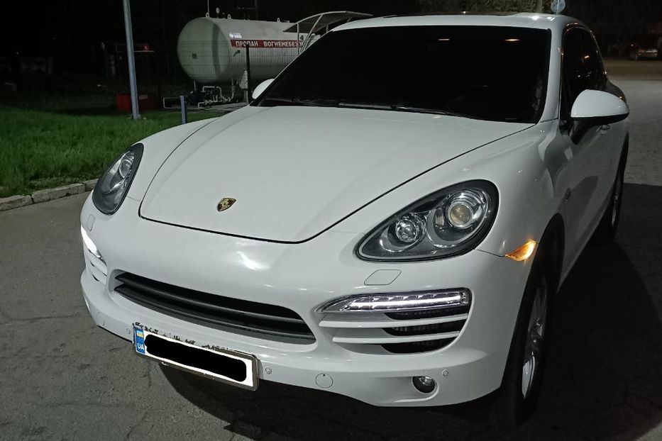 Продам Porsche Cayenne Платинум 2013 года в Днепре