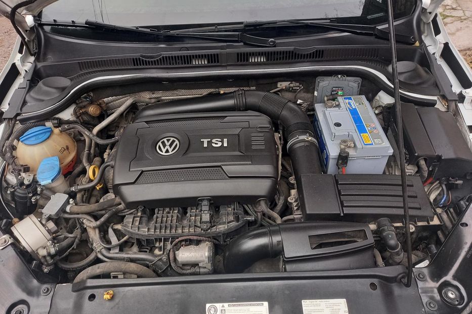 Продам Volkswagen Jetta 2015 года в Запорожье