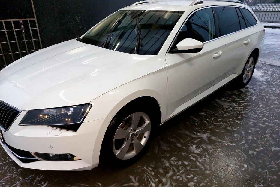 Продам Skoda Superb 2016 года в Днепре