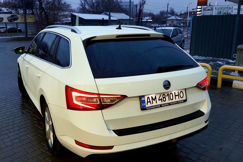 Продам Skoda Superb 2016 года в Днепре