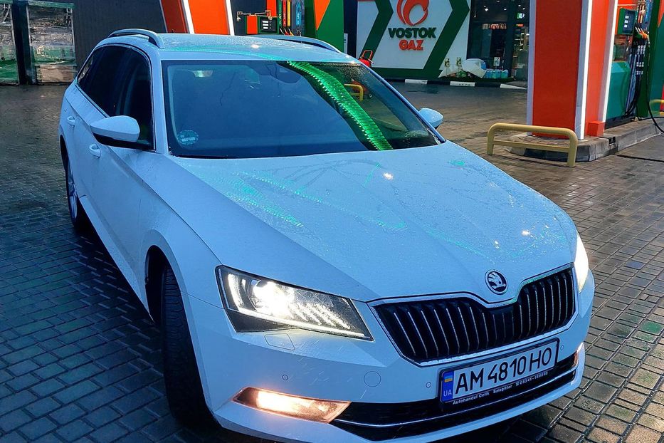 Продам Skoda Superb 2016 года в Днепре