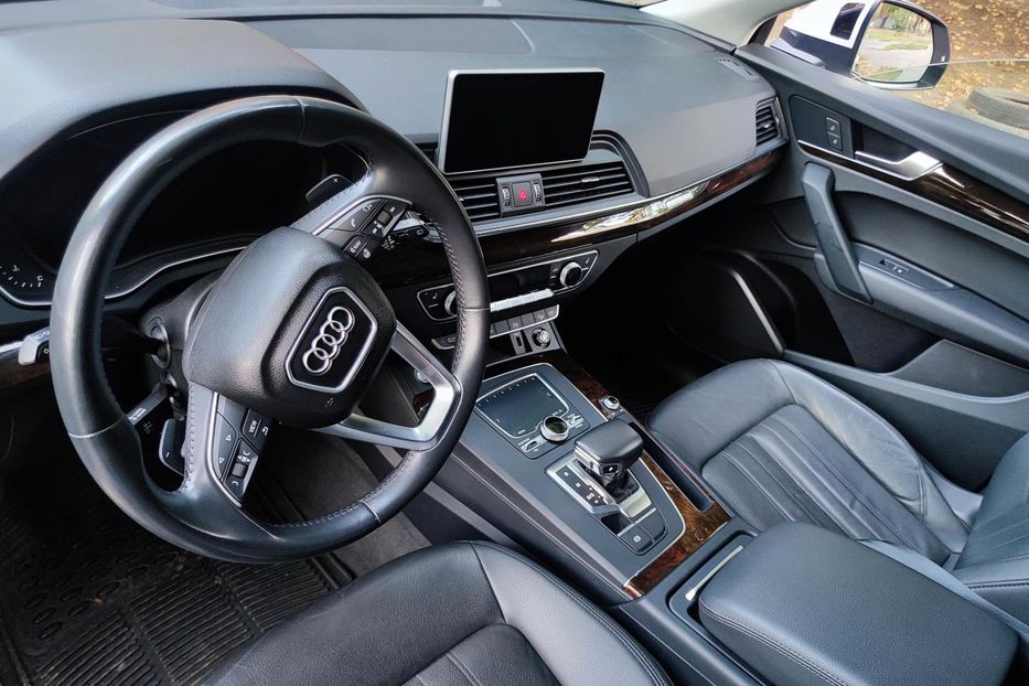 Продам Audi Q5 2019 года в Одессе