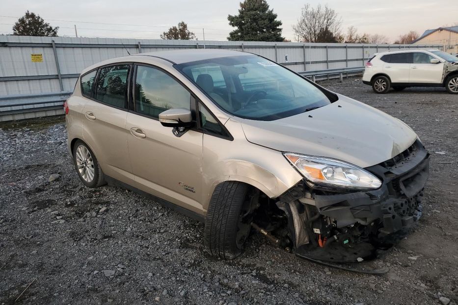 Продам Ford C-Max 2017 года в Луцке