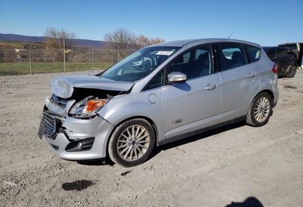 Продам Ford C-Max 2014 года в Луцке