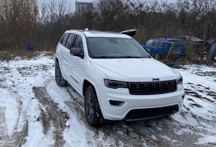 Продам Jeep Grand Cherokee 2021 года в Киеве