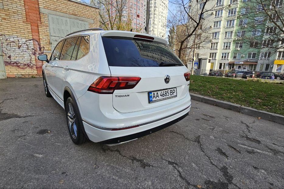 Продам Volkswagen Tiguan 2017 года в Киеве