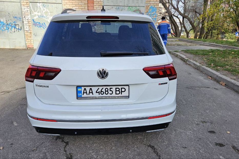 Продам Volkswagen Tiguan 2017 года в Киеве