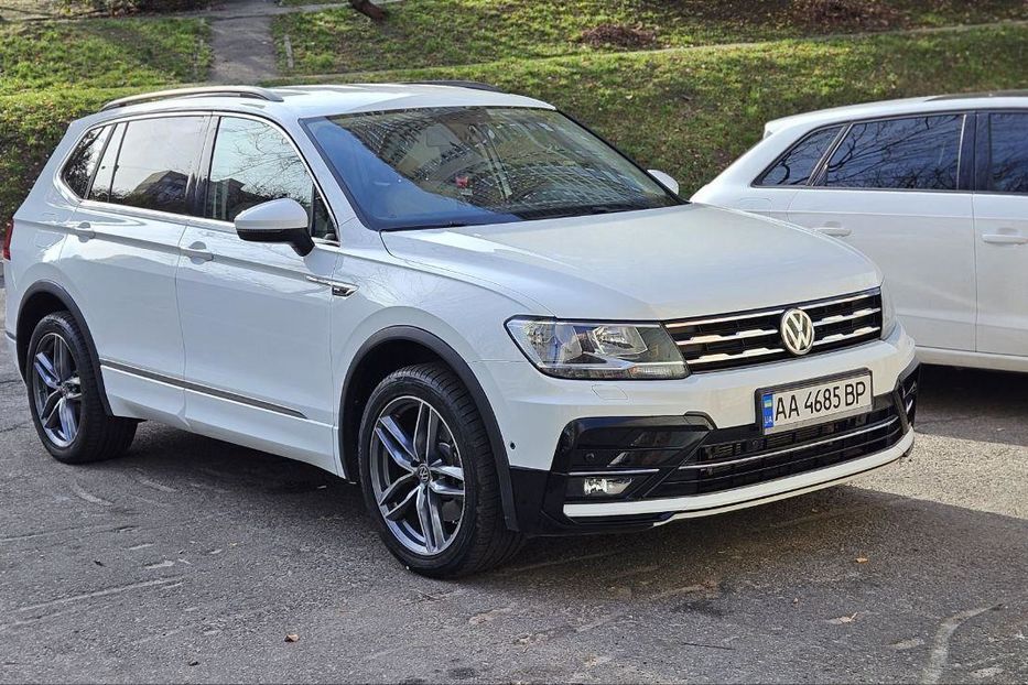 Продам Volkswagen Tiguan 2017 года в Киеве