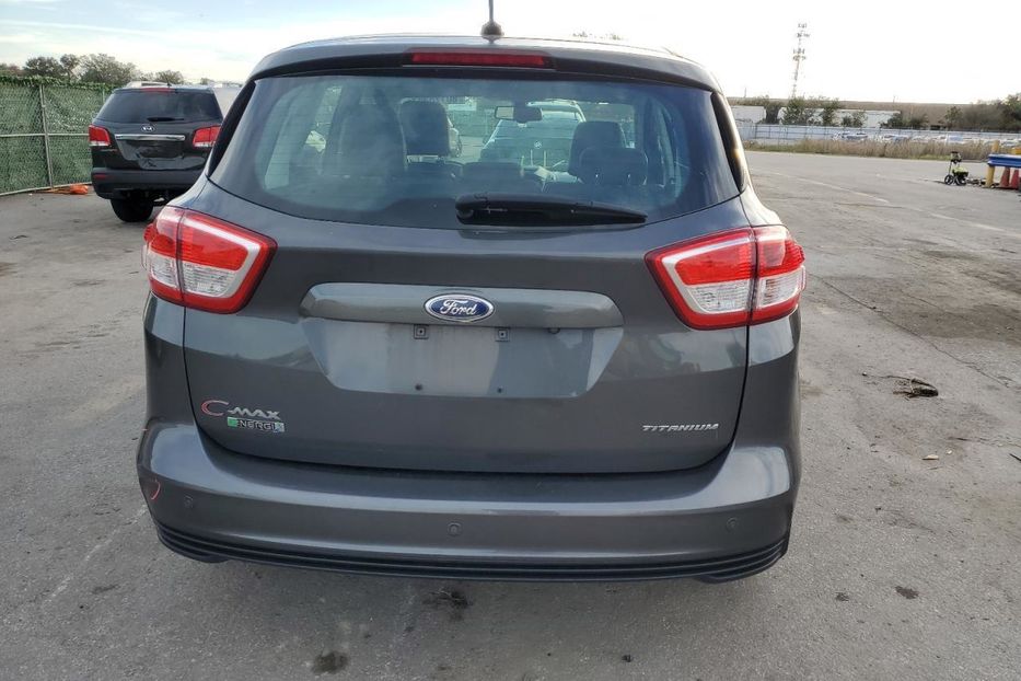 Продам Ford C-Max 2017 года в Луцке