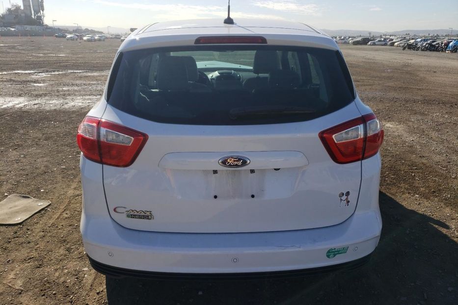 Продам Ford C-Max 2014 года в Луцке