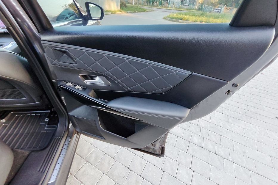 Продам Citroen DS 7 Crossback RIVOLI 2018 года в г. Дубно, Ровенская область