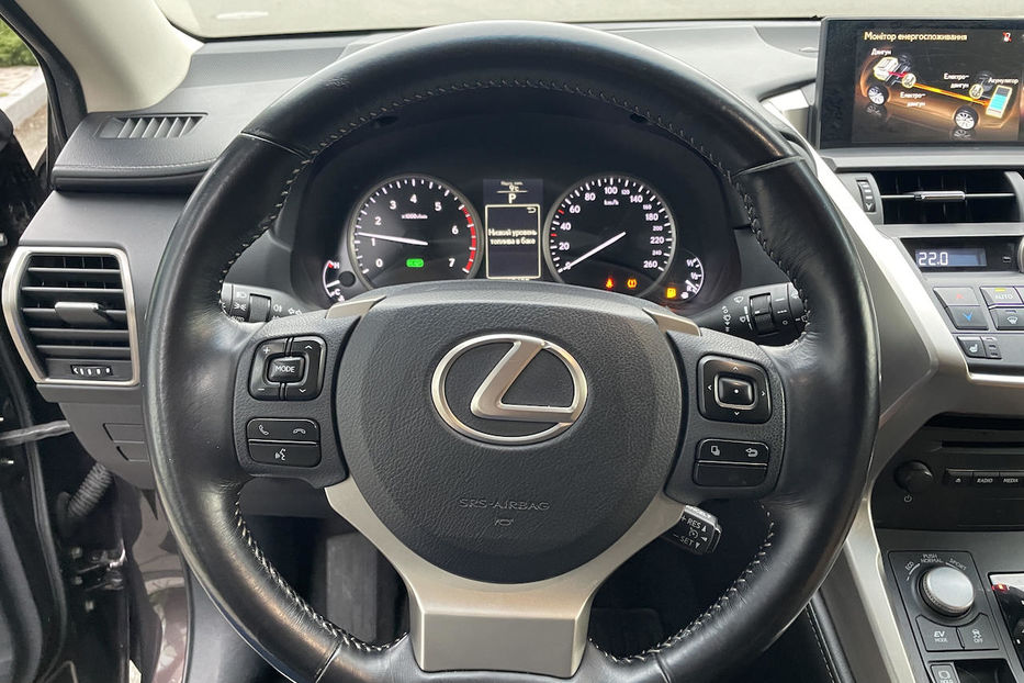 Продам Lexus NX 300 2015 года в Киеве