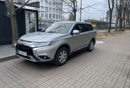 Продам Mitsubishi Outlander 2021 года в г. Вишневое, Киевская область