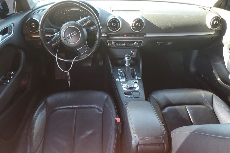 Продам Audi A3 2017 года в Луцке