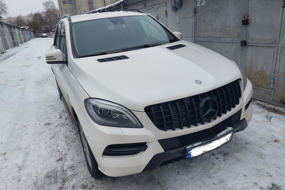 Продам Mercedes-Benz ML 350 Автомат 2013 года в Киеве