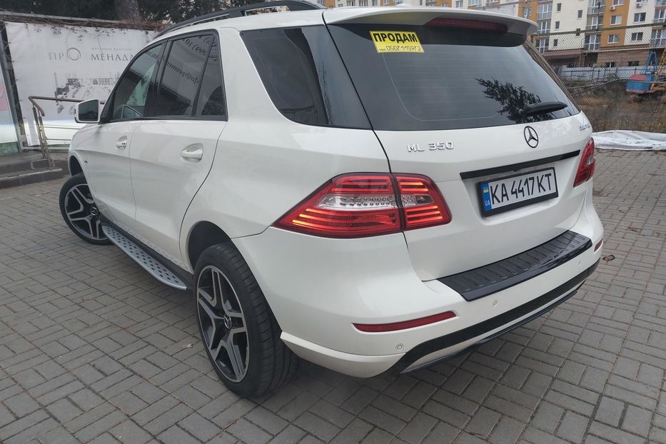 Продам Mercedes-Benz ML 350 Автомат 2013 года в Киеве