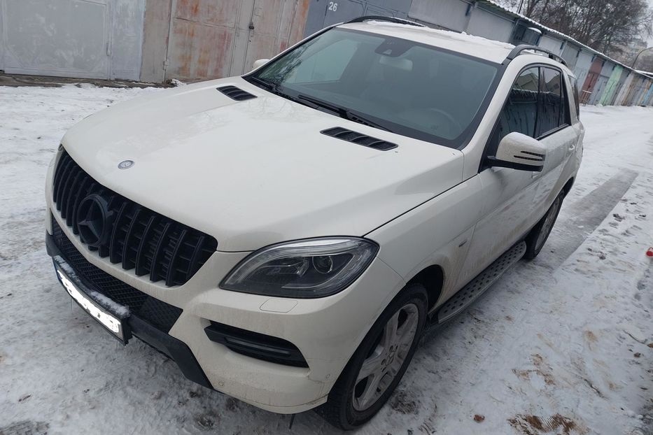 Продам Mercedes-Benz ML 350 Автомат 2013 года в Киеве