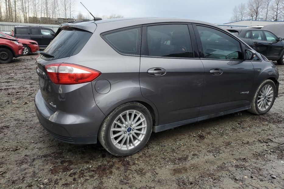 Продам Ford C-Max 2014 года в Луцке