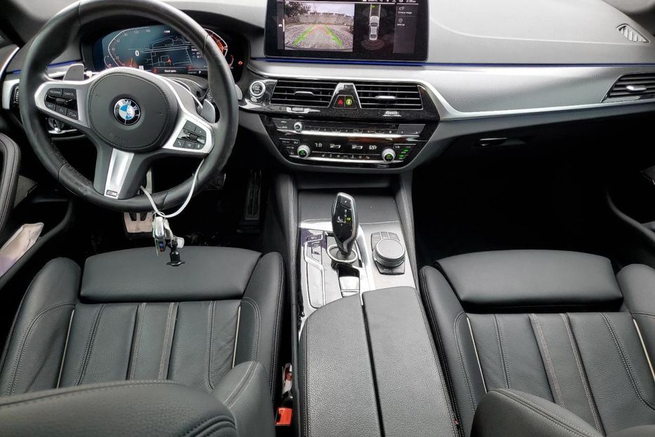 Продам BMW 540 2022 года в Луцке