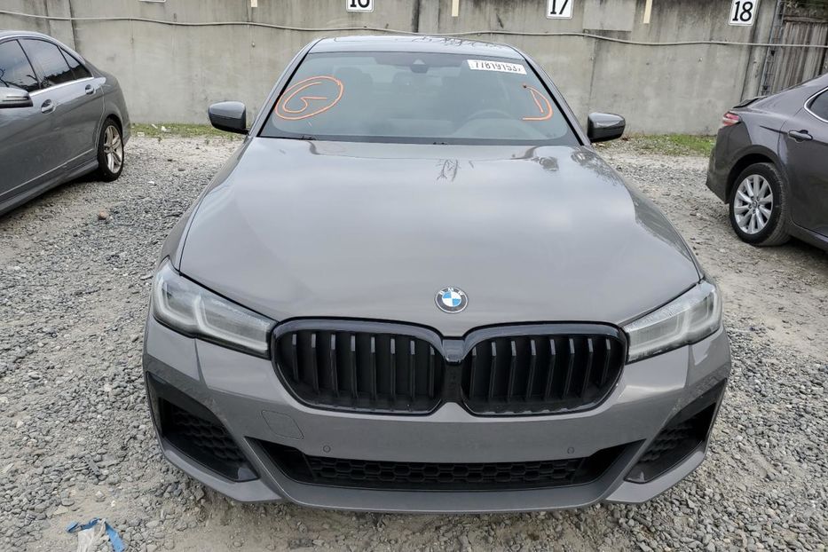 Продам BMW 540 2022 года в Луцке