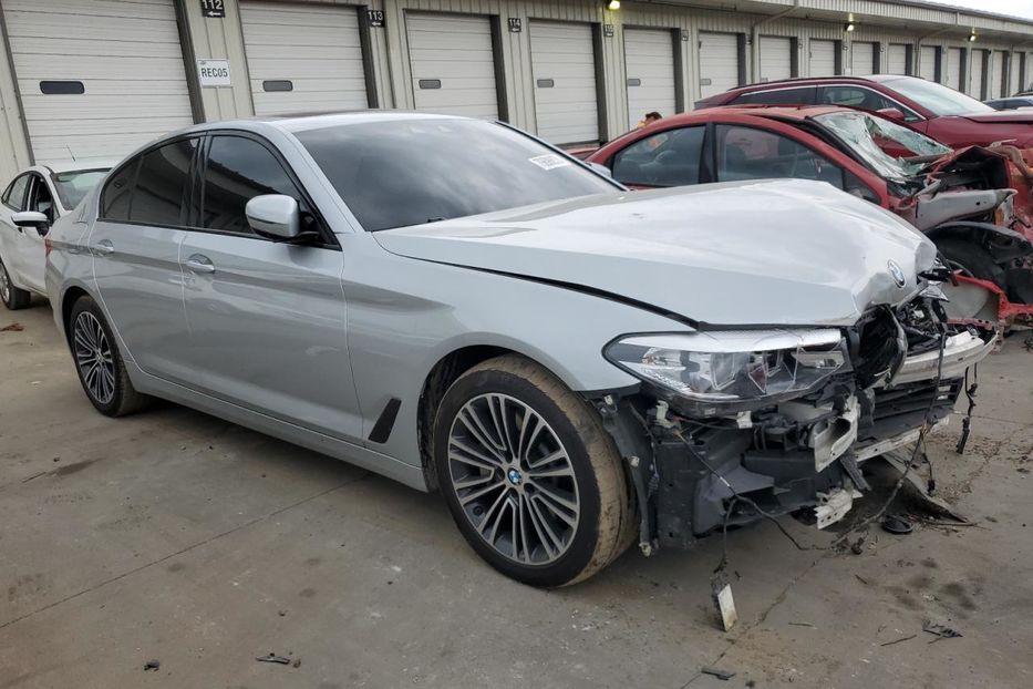 Продам BMW 540 2019 года в Луцке