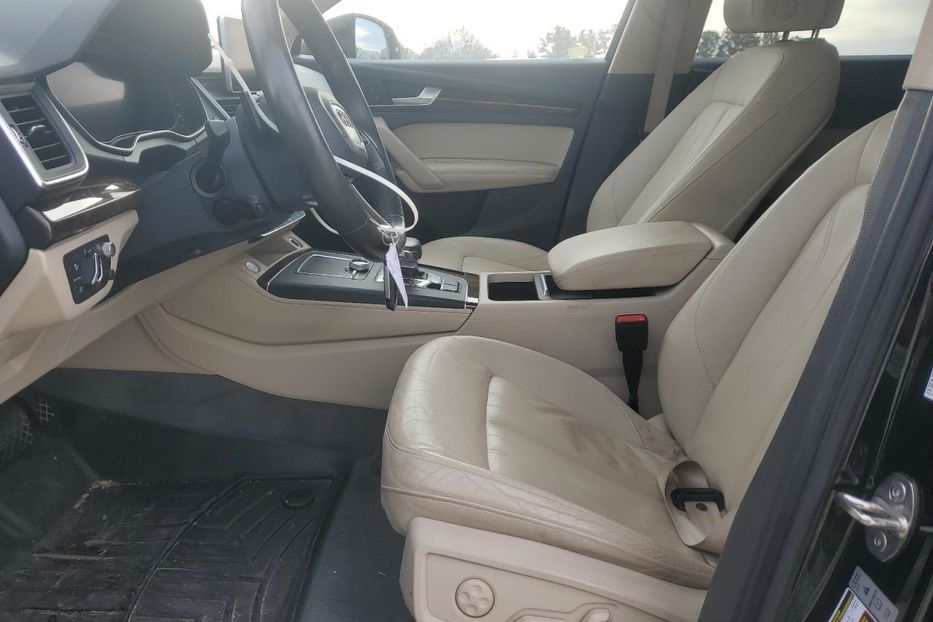 Продам Audi Q5 2018 года в Луцке