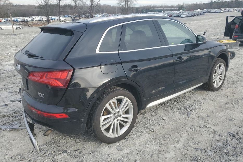 Продам Audi Q5 2018 года в Луцке