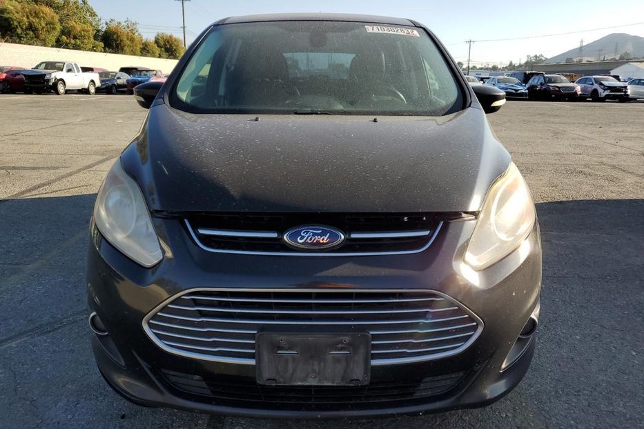 Продам Ford C-Max 2014 года в Луцке