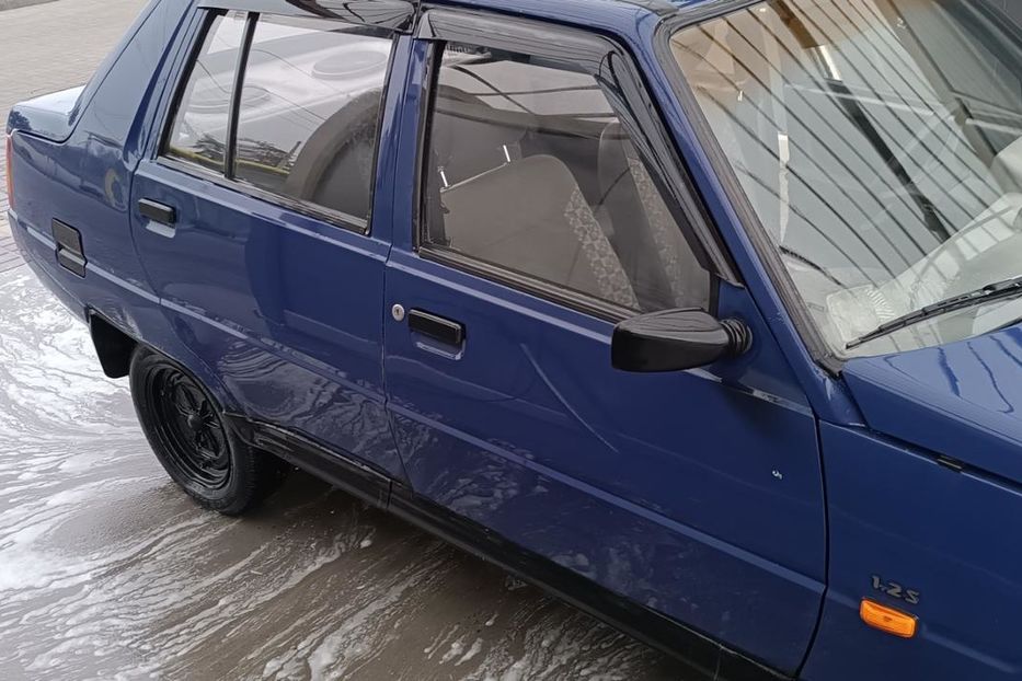 Продам ЗАЗ 1103 Славута 110307  2003 года в Днепре