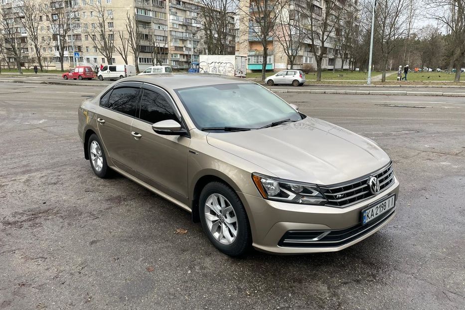 Продам Volkswagen Passat B8 2017 года в Киеве
