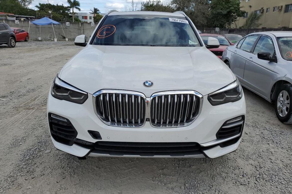 Продам BMW X5 2019 года в Луцке