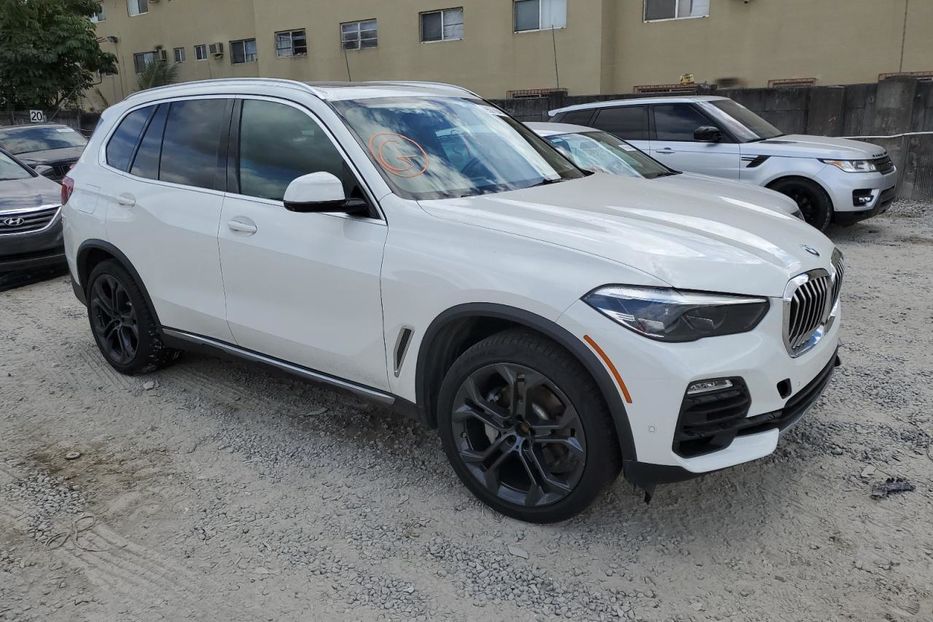 Продам BMW X5 2019 года в Луцке